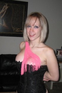 , 25  female escort, ftmcmurray